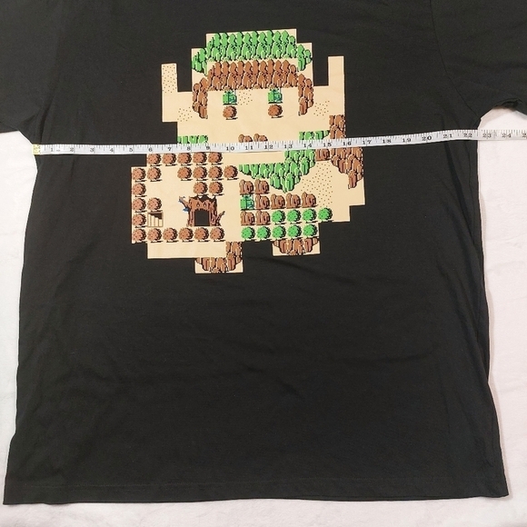 Legend of Zelda Lootcrate Black Pixel Link Graphic T-Shirt Size XL - Picture 3 of 6